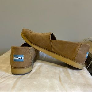 Women’s Tom’s shoes. Brand new, worn once. Size 10